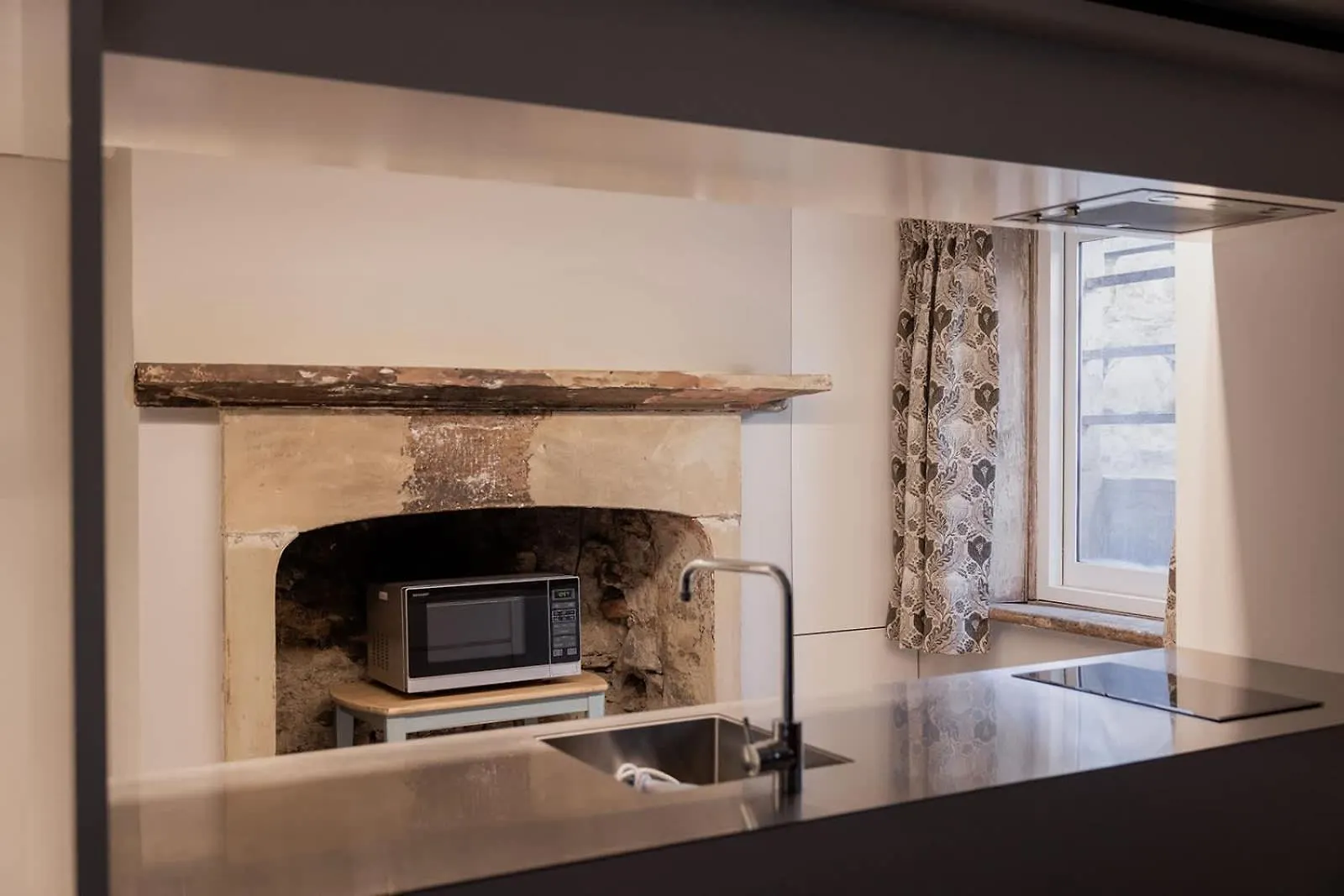 The Cellar Apartment Hobart 0*,